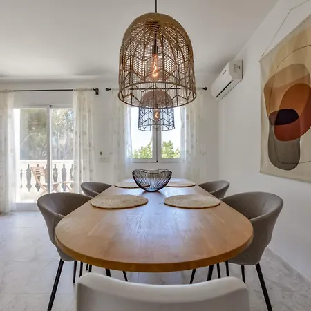 Guzman - Luz Villa *