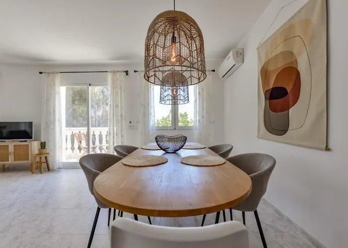 Guzman - Luz Villa *