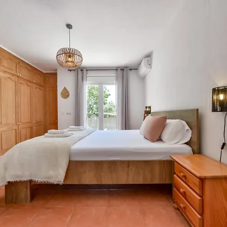 Guzman - Luz Villa *