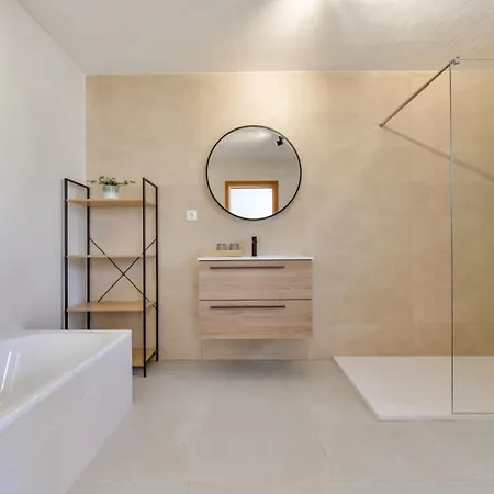 Guzman - Luz Villa Calpe