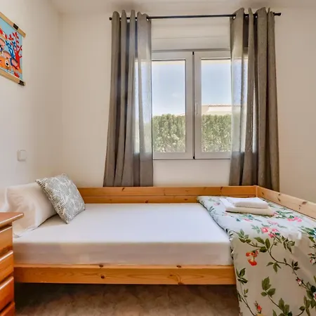 Guzman - Luz Villa Calp